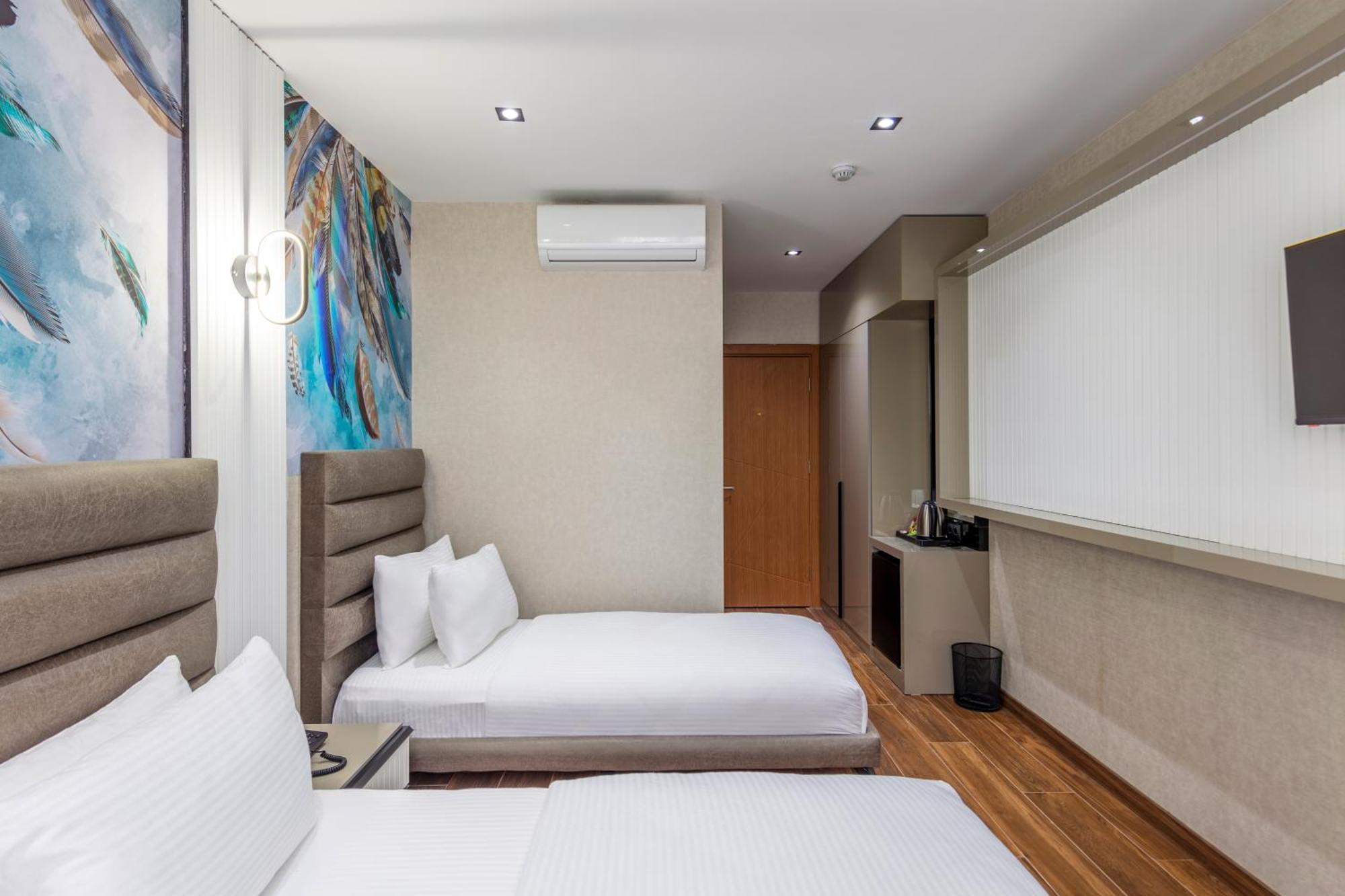 Dem Premium Hotel - Round Trip Airport Service - Istanbul International Airport Arnavutkoy 외부 사진