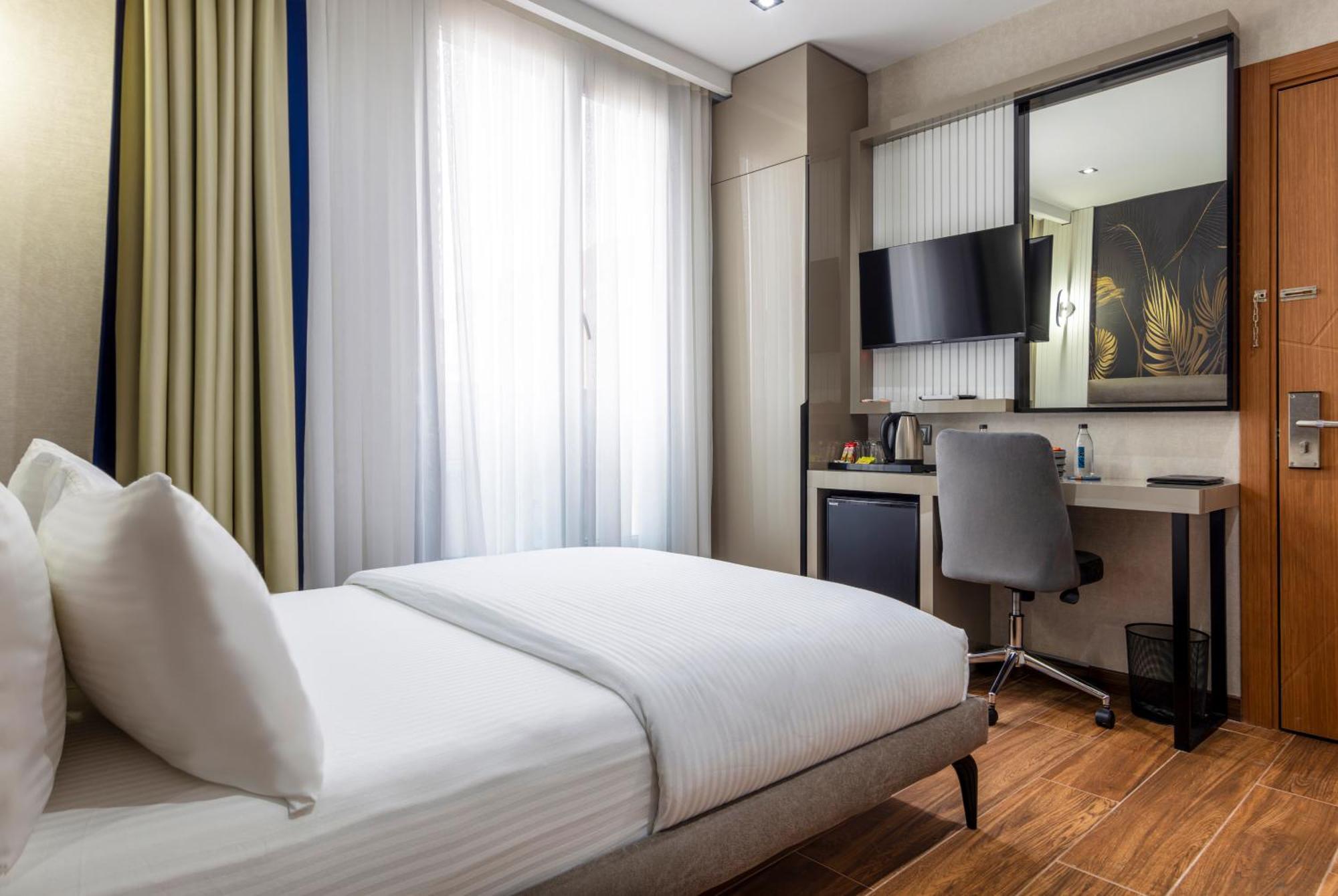 Dem Premium Hotel - Round Trip Airport Service - Istanbul International Airport Arnavutkoy 외부 사진