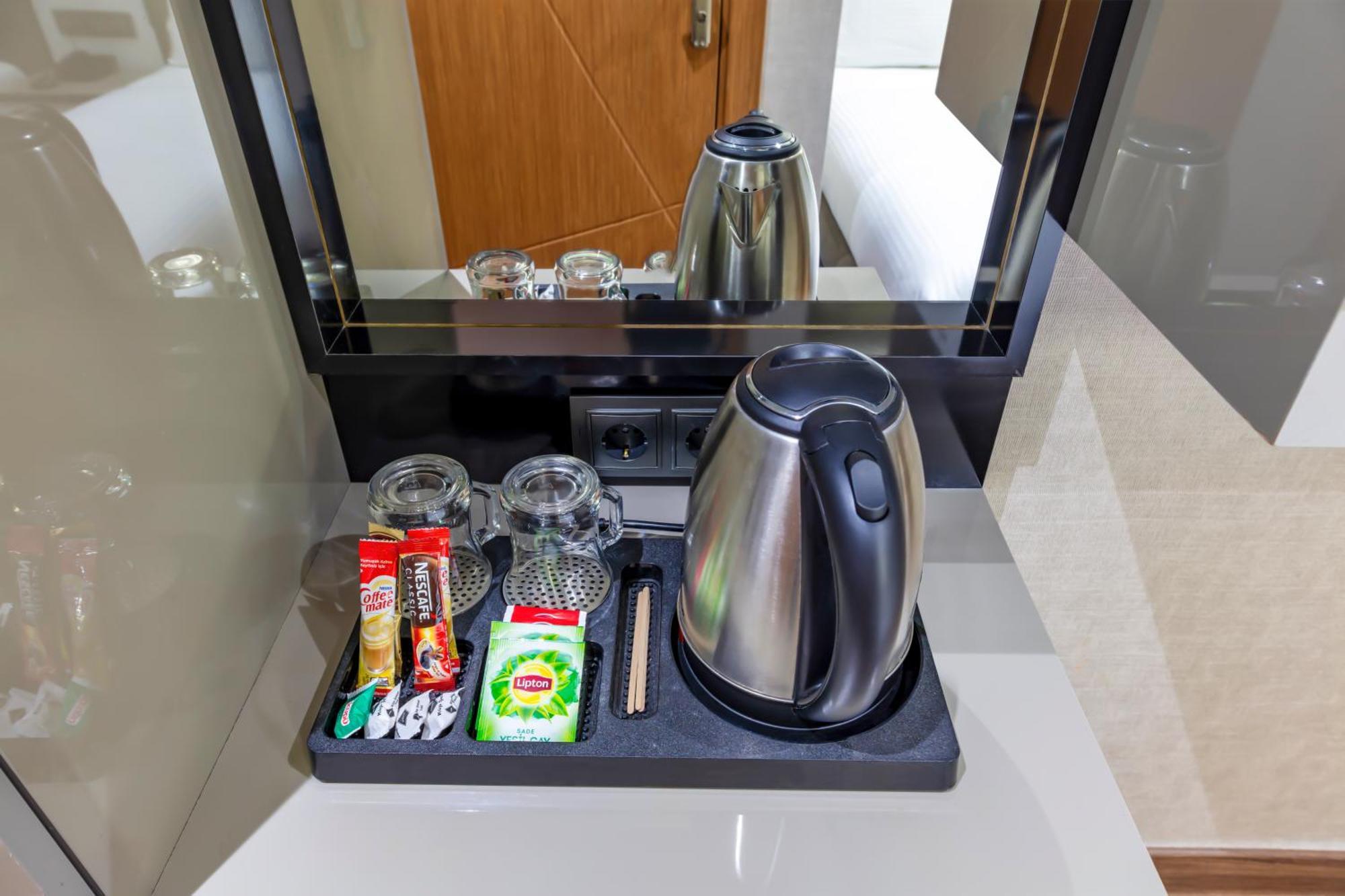 Dem Premium Hotel - Round Trip Airport Service - Istanbul International Airport Arnavutkoy 외부 사진