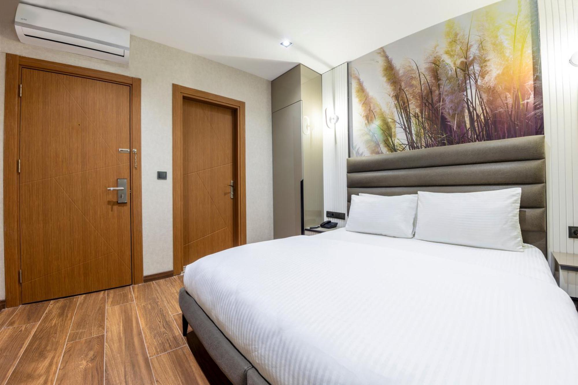 Dem Premium Hotel - Round Trip Airport Service - Istanbul International Airport Arnavutkoy 외부 사진